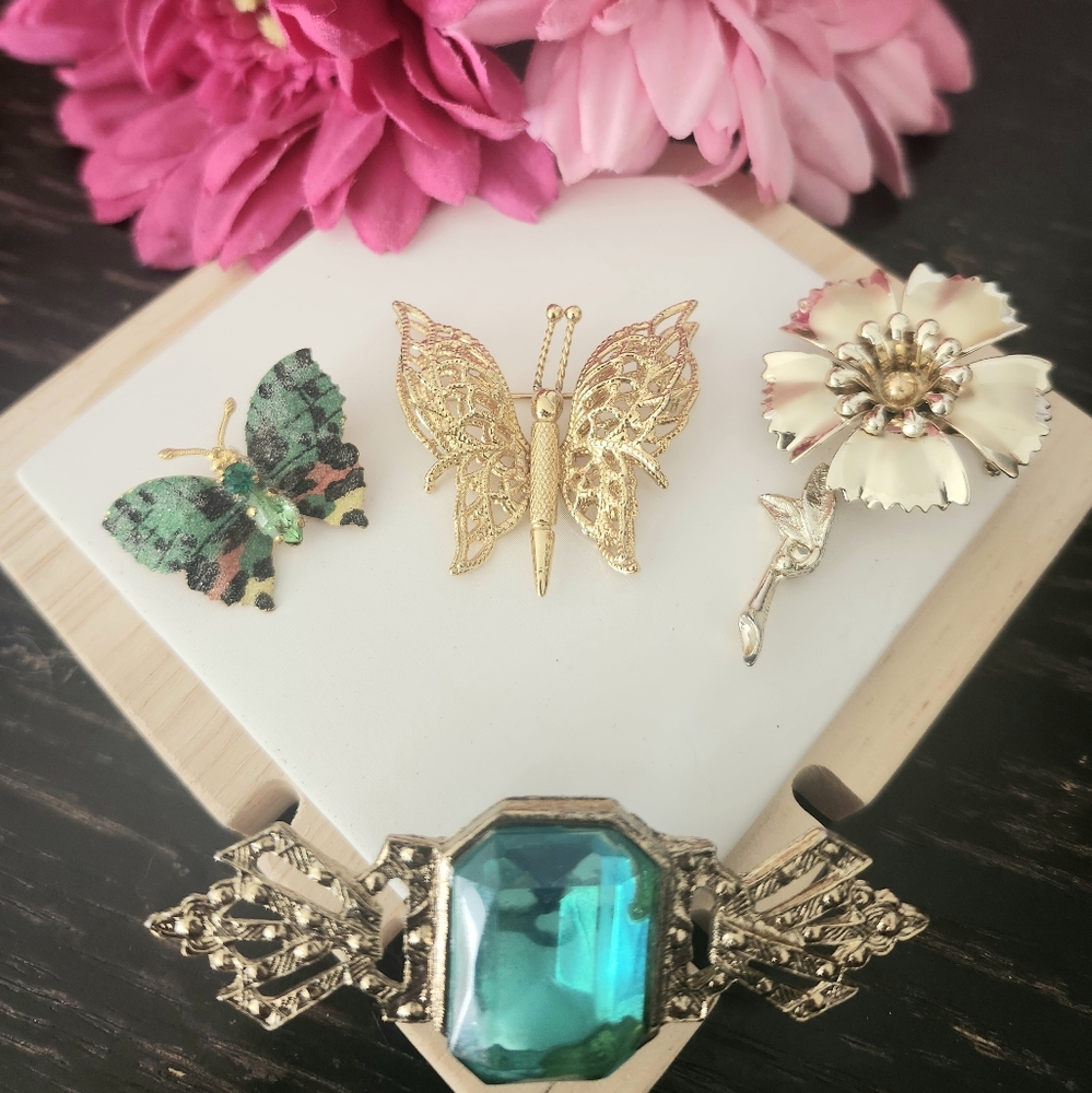 Vintage Brooch Lot ( Signed MONET- BUTTERFLY)